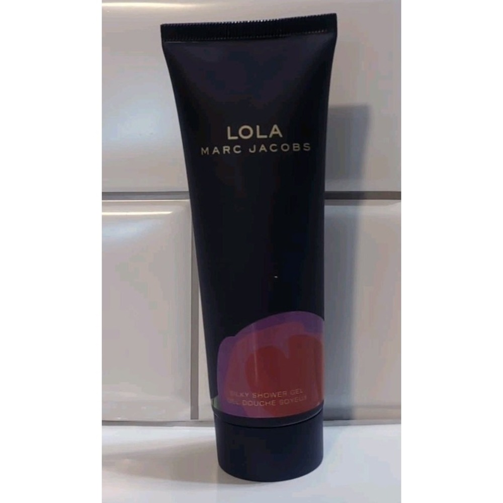 Marc Jacobs LOLA SILKY SHOWER GEL 75ml /2.5 FL oz . New/No Box